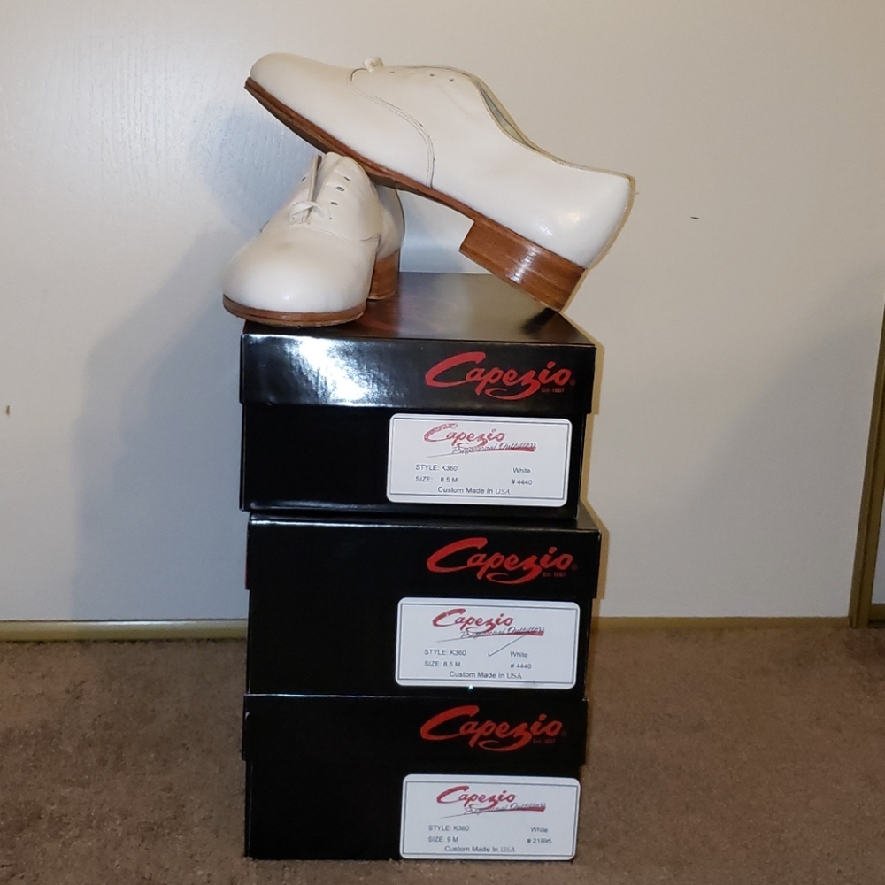 Capezio men's character shoe